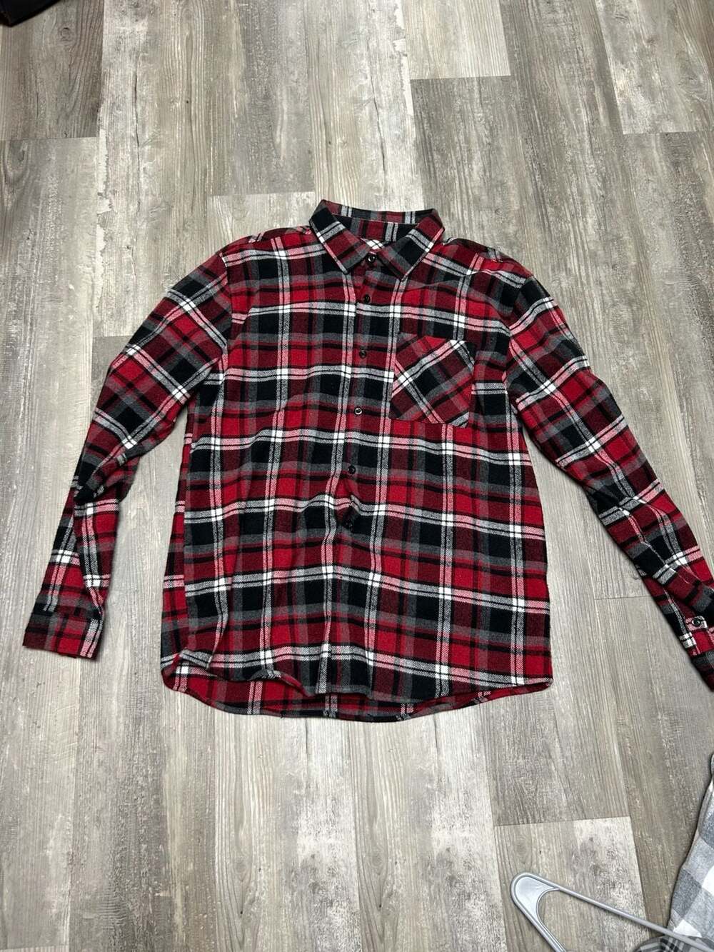 boohooMAN Red Black Plaid Flannel Shirt Size L